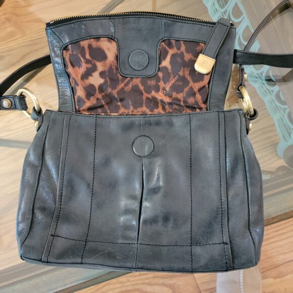 B Makowsky Leather Crossbody bag with Gold Hardware Charcoal - Picture 5 of 10